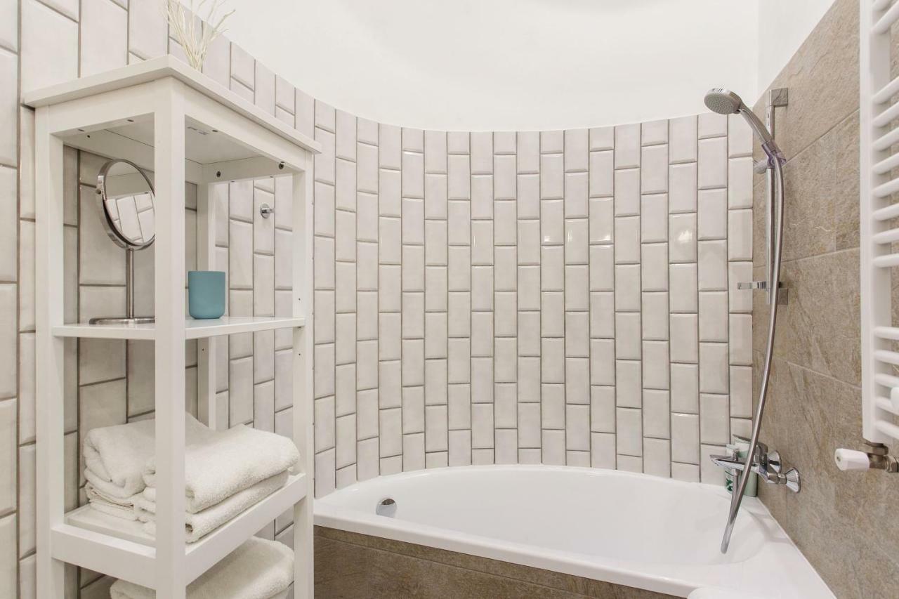 Apartment #stayhere 3bdr Modern & Stylish - Heart Of Old Town By Houseys Vilnius